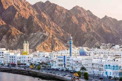 همسايه با برنامه ايران درگردشگري/تحول عمان وبي تفاتي ما