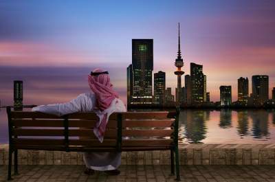 پرواز لامرد–کویت پس از ۱۶ سال پرواز لامرد–کویت پس از ۱۶ سال