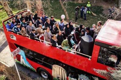 راه اندازی دو اتوبوس گردشگری در کرمانشاه
