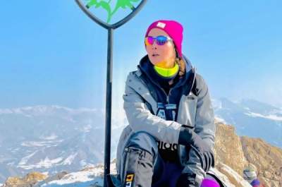 صعود آنا نعمتی به قله پیغمبر کوه